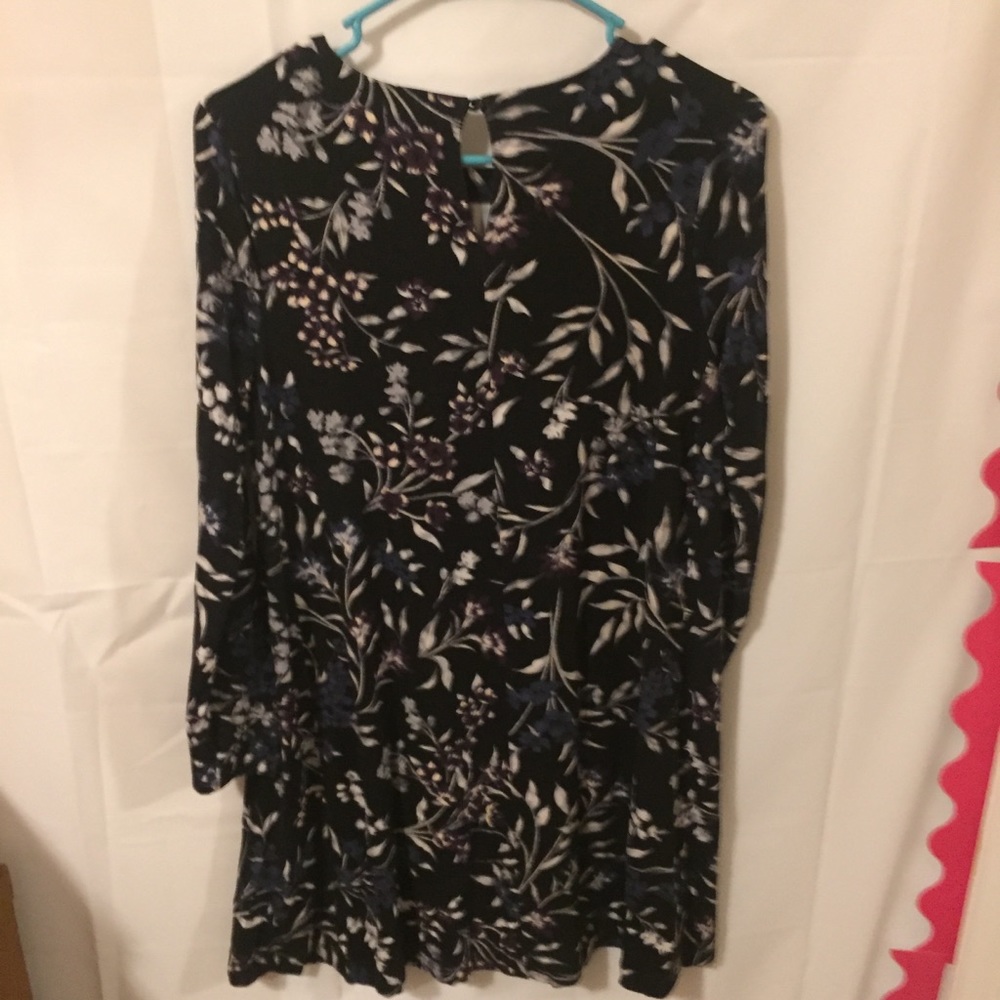 FLASH SALE - Picture 5 of 5